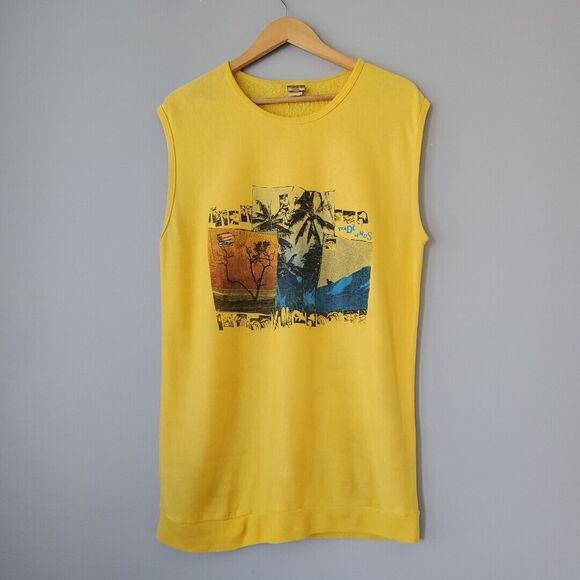 Trade Winds Vintage Yellow Beach Surfing Sleeveless Muscle Shirt Mens Large - Picture 1 of 9